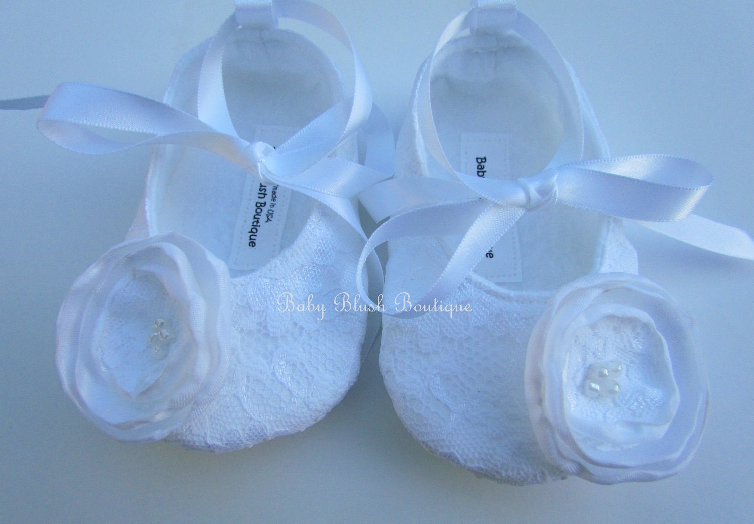 White Lace Baby Shoes Vintage Infant Ballerina Slippers Christening Baptism Baby Girl Dress Shoes Newborn Photo Outfit Gift
