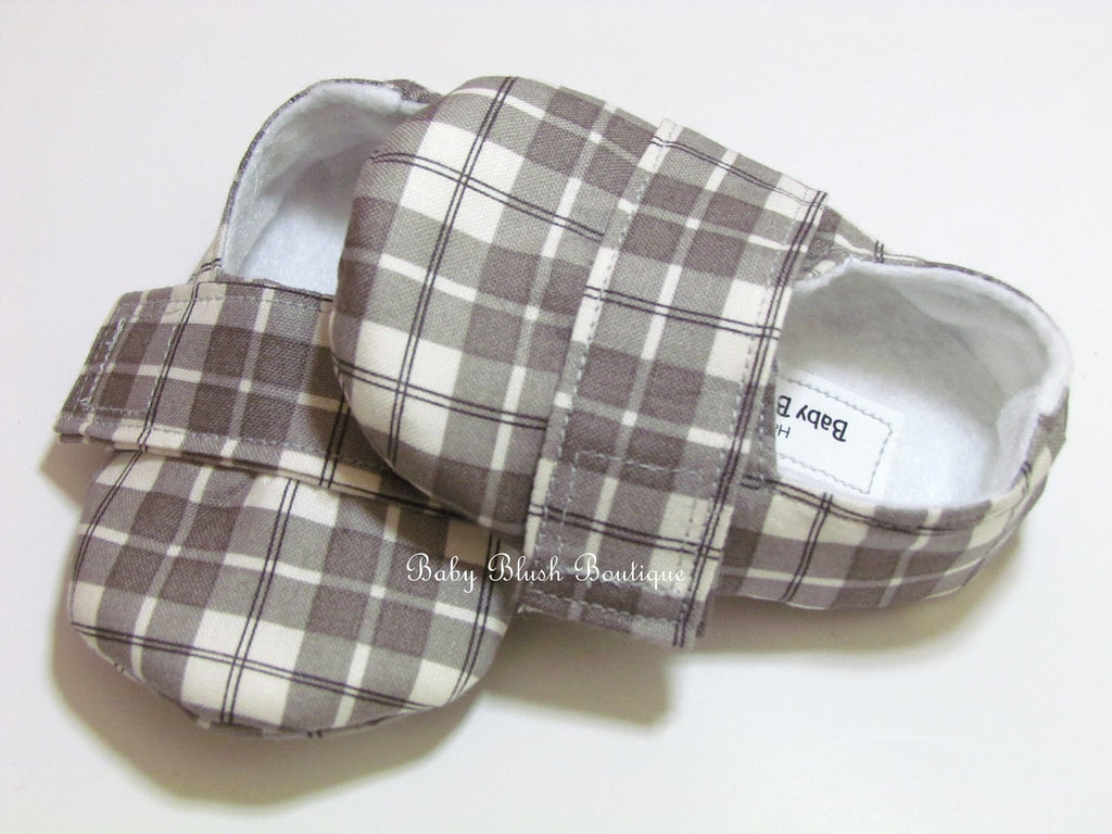 Grey Baby Boy Shoes Soft Sole Infant Shoes Neutral Baby Shoes Newborn Everyday Shoes Baby Shower Gift Toddler First Walking Shoes