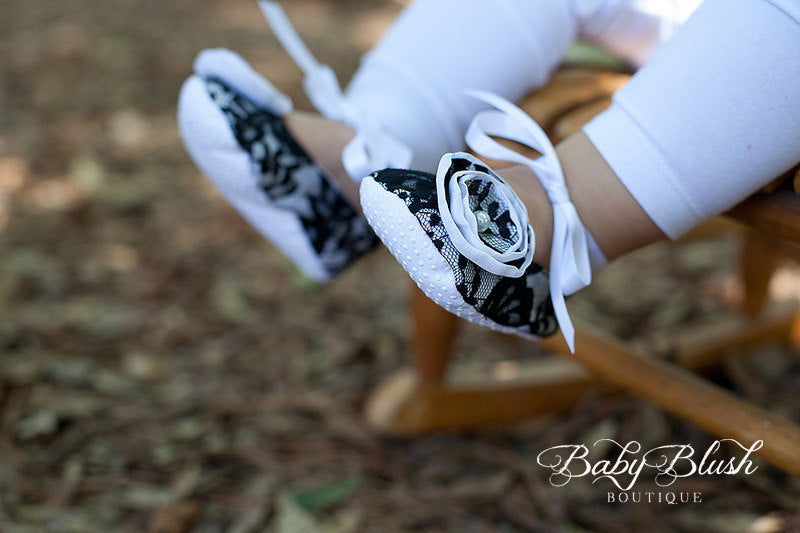 Black Lace Baby Shoes White Vintage Infant Ballerina Slippers Elegant Baby Girl Dress Shoes Photo Outfit Baby Shower Gift Boutique Shoes