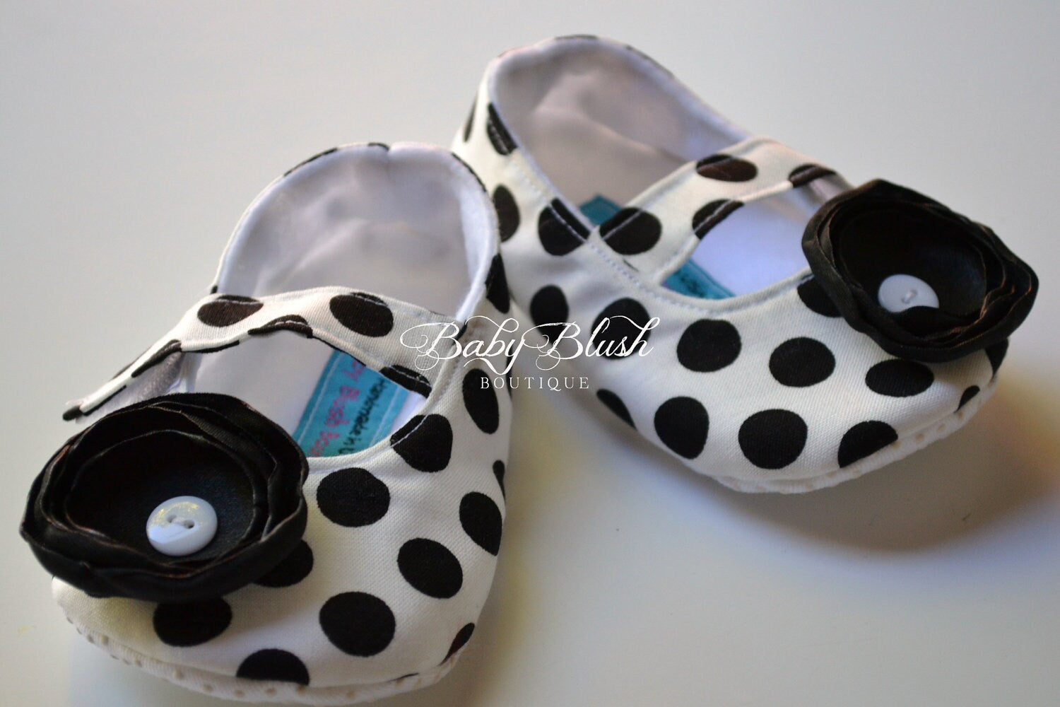 Black White Polka Dot Baby Shoes Infant Girl Ballerina Slippers Classic Baby Shoes Photo Outfit Baby Shower Gift Soft Boutique Shoes