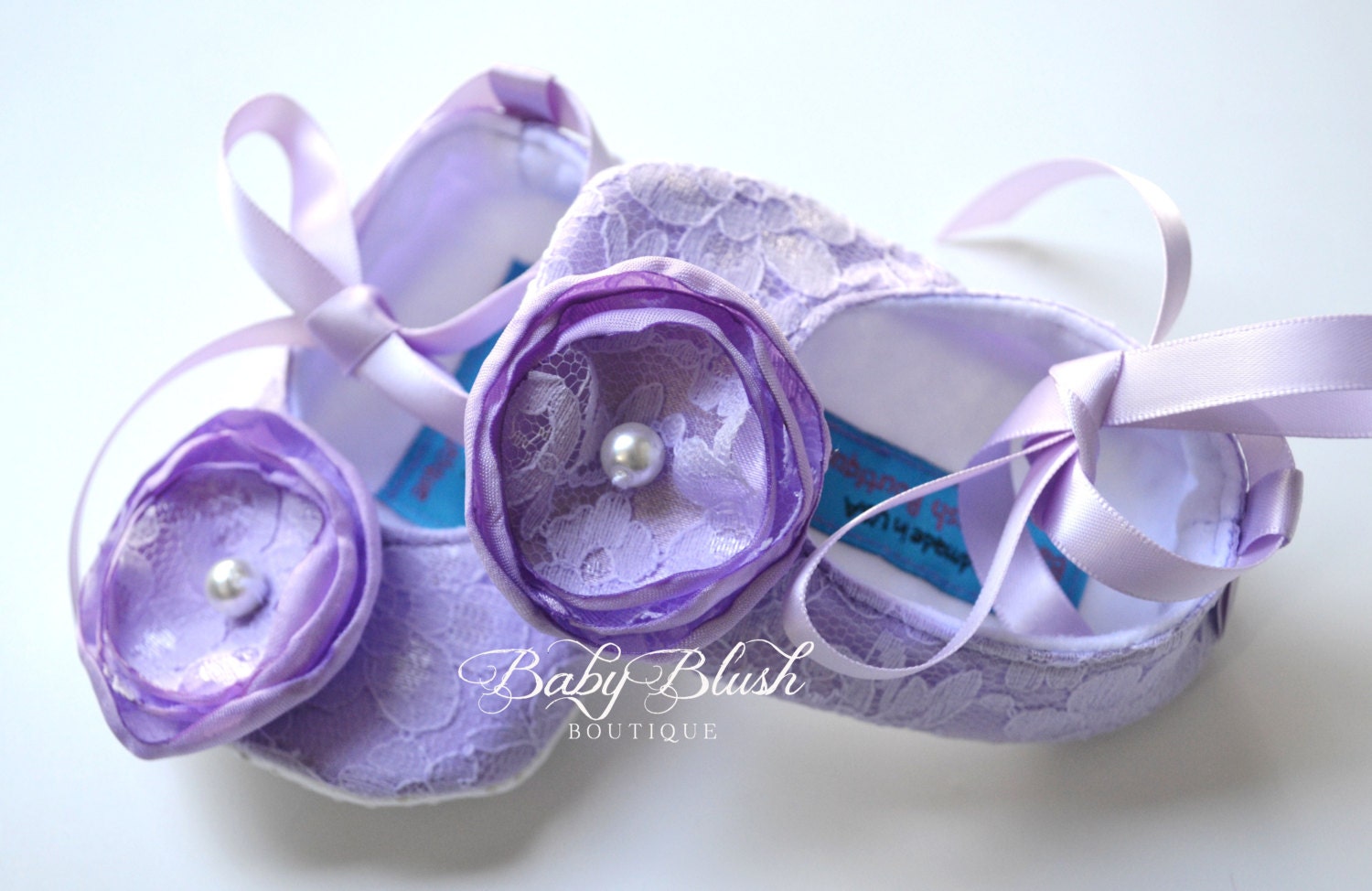 Lilac Lace Baby Shoes Vintage Infant Ballerina Slippers Purple Baby Girl Dress Shoes Newborn Photo Outfit Baby Shower Gift Boutique Shoes