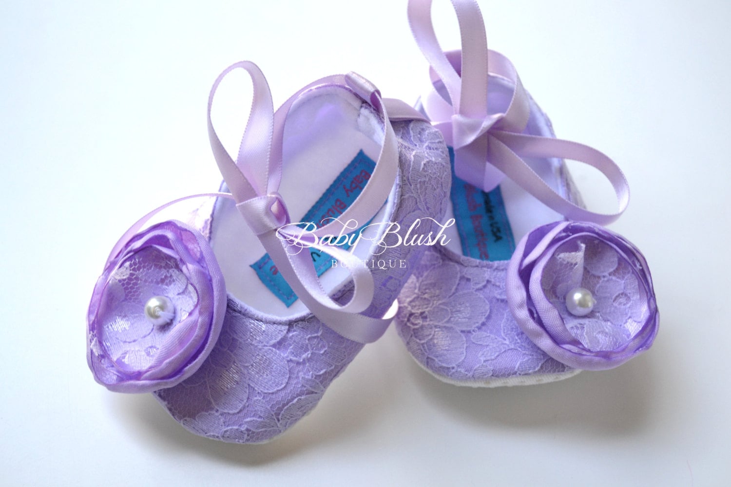 Lilac Lace Baby Shoes Vintage Infant Ballerina Slippers Purple Baby Girl Dress Shoes Newborn Photo Outfit Baby Shower Gift Boutique Shoes