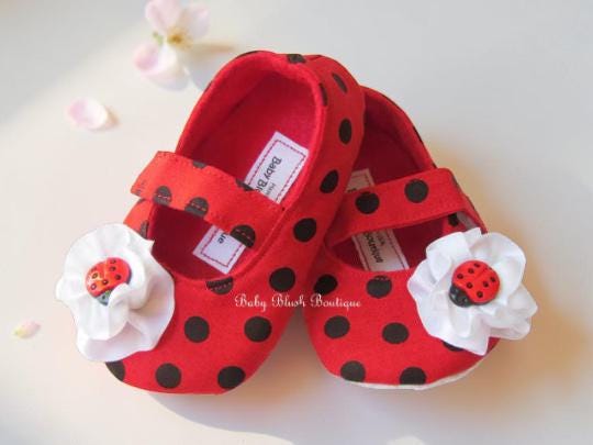 Ladybug Baby Shoes Red Black Polka Dot Infant Slippers Cute Bug Themed Newborn Girl Shoes Baby Shower Gift Toddler Soft Sole Shoes