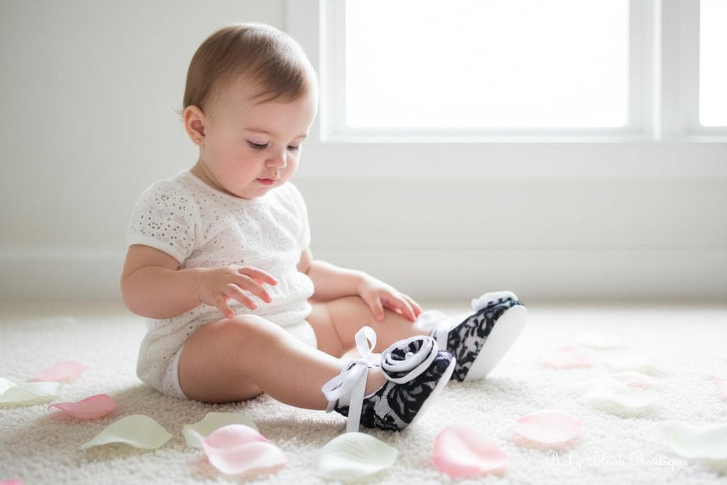 Black Lace Baby Shoes White Vintage Infant Ballerina Slippers Elegant Baby Girl Dress Shoes Photo Outfit Baby Shower Gift Boutique Shoes